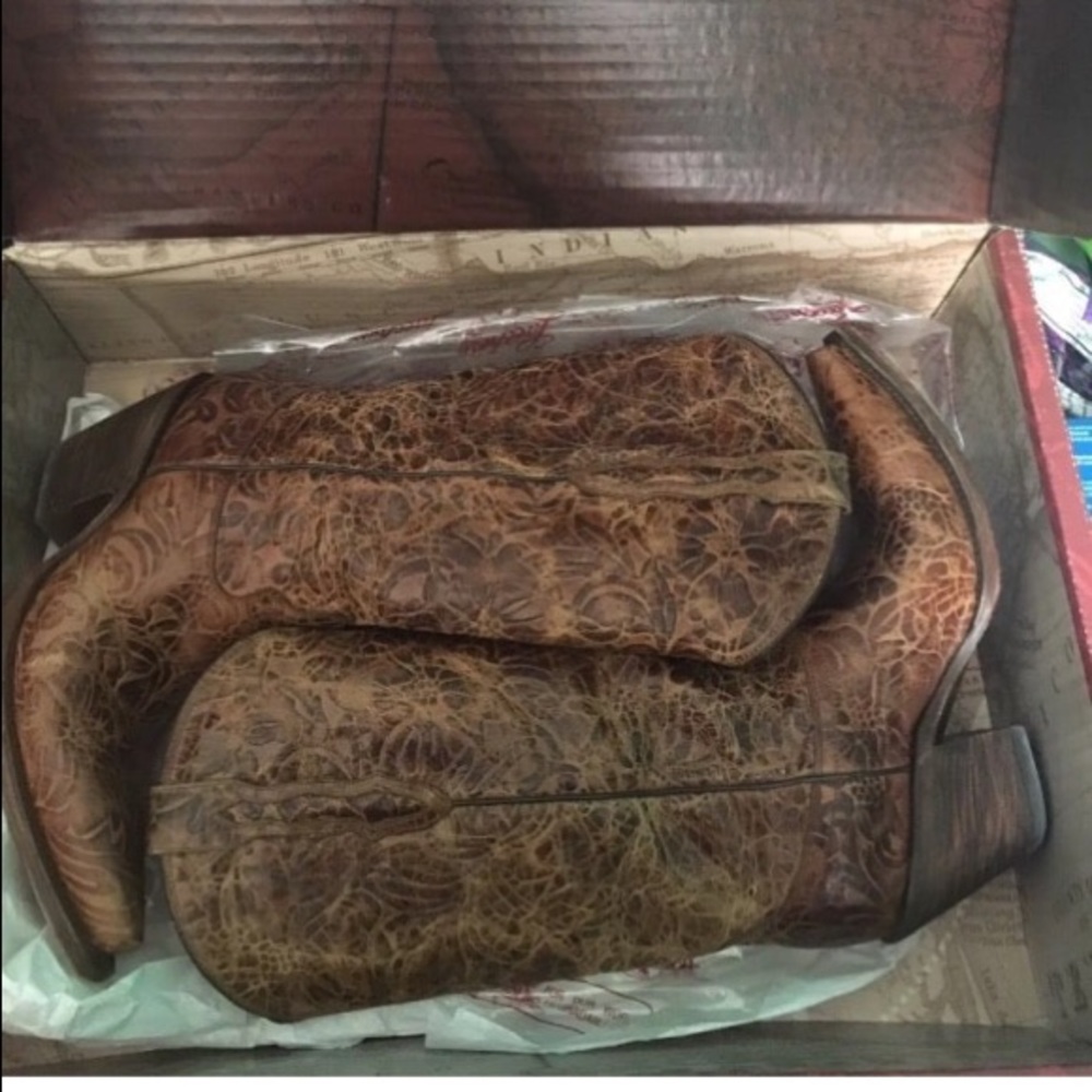 Lucchese boots size 6 women